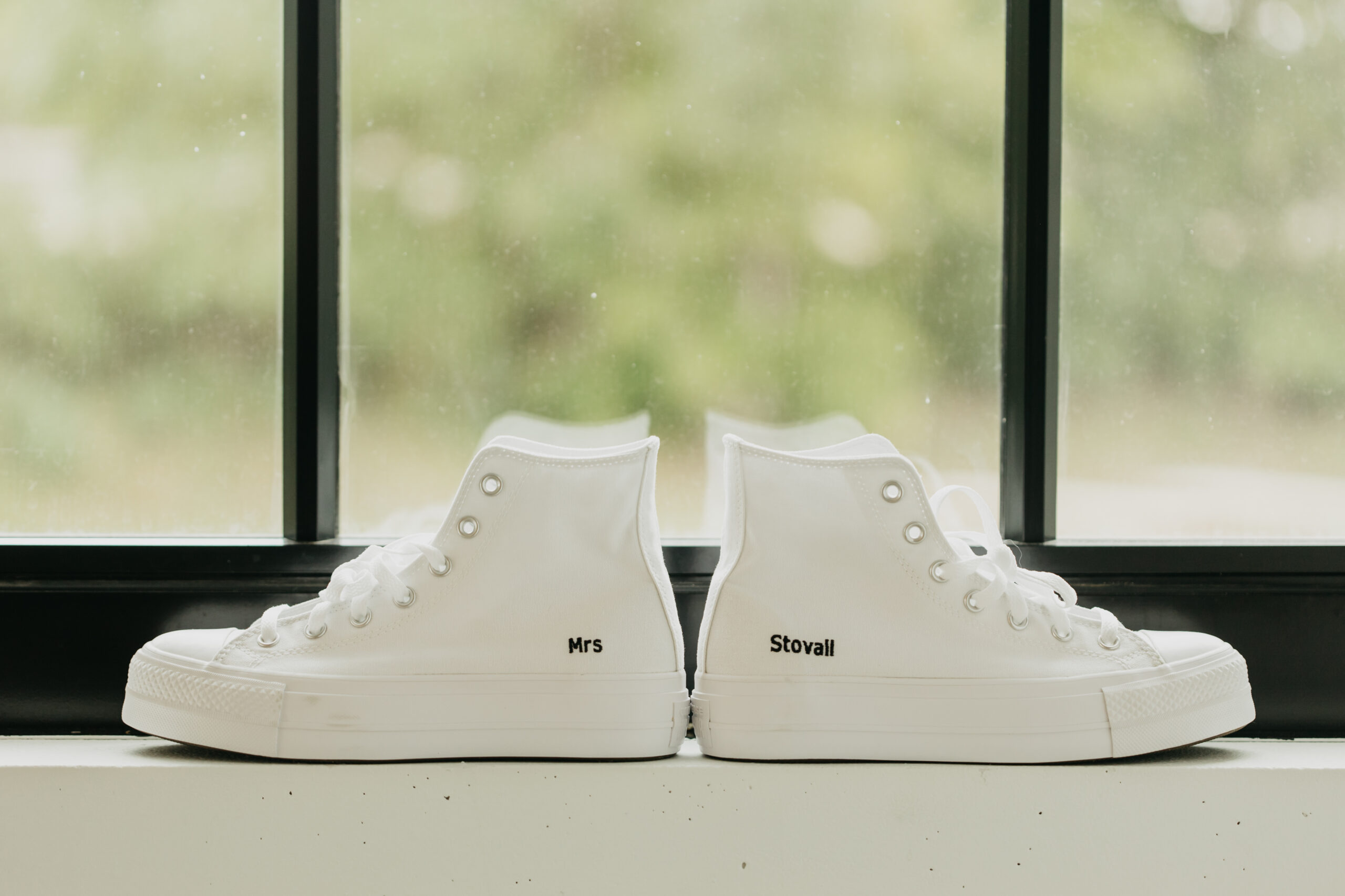 Customized sneakers -details for wedding
