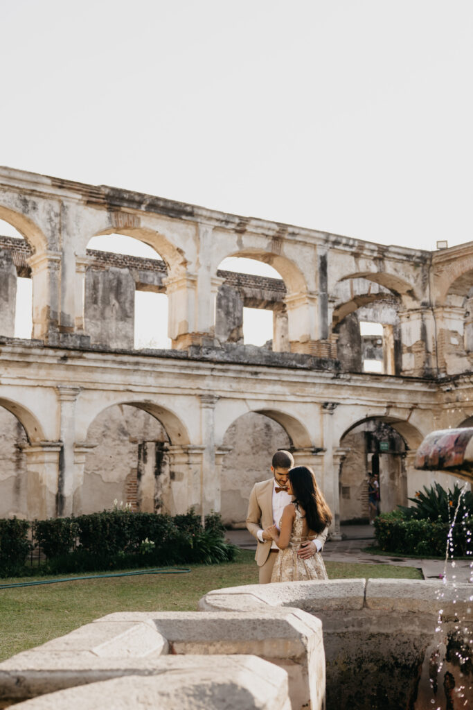 Elopement session of Paola and Nadav in Antigua, Guatemala