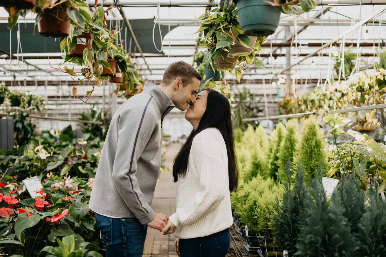 Best Engagement Photos Locations in Minnneapolis