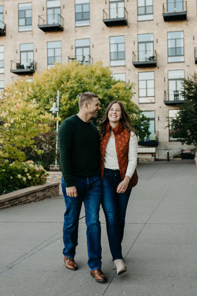 Best Engagement Photos Locations in Minnneapolis