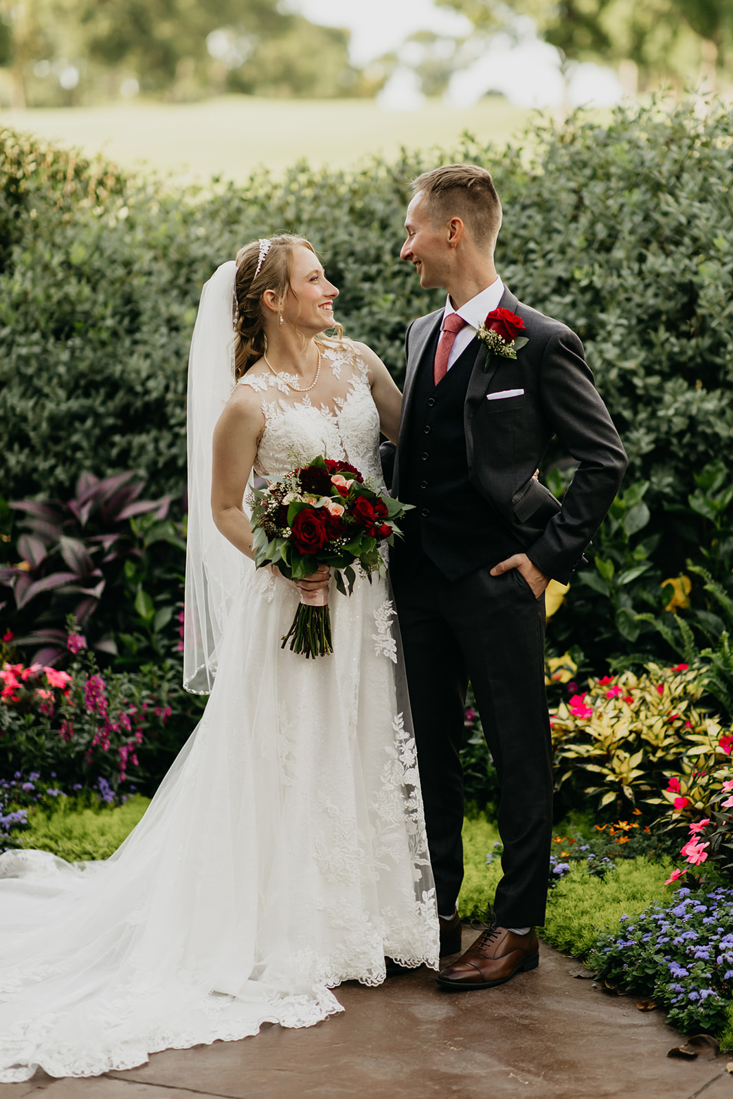 Minneapolis Wedding Photographer