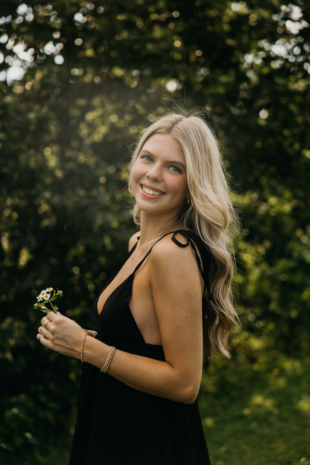 Senior Graduation Photographer in Minneapolis