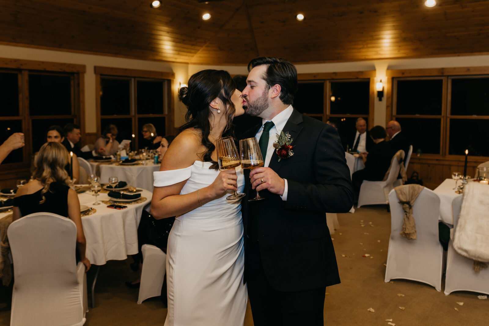 Crosslake, MN Wedding Photographer