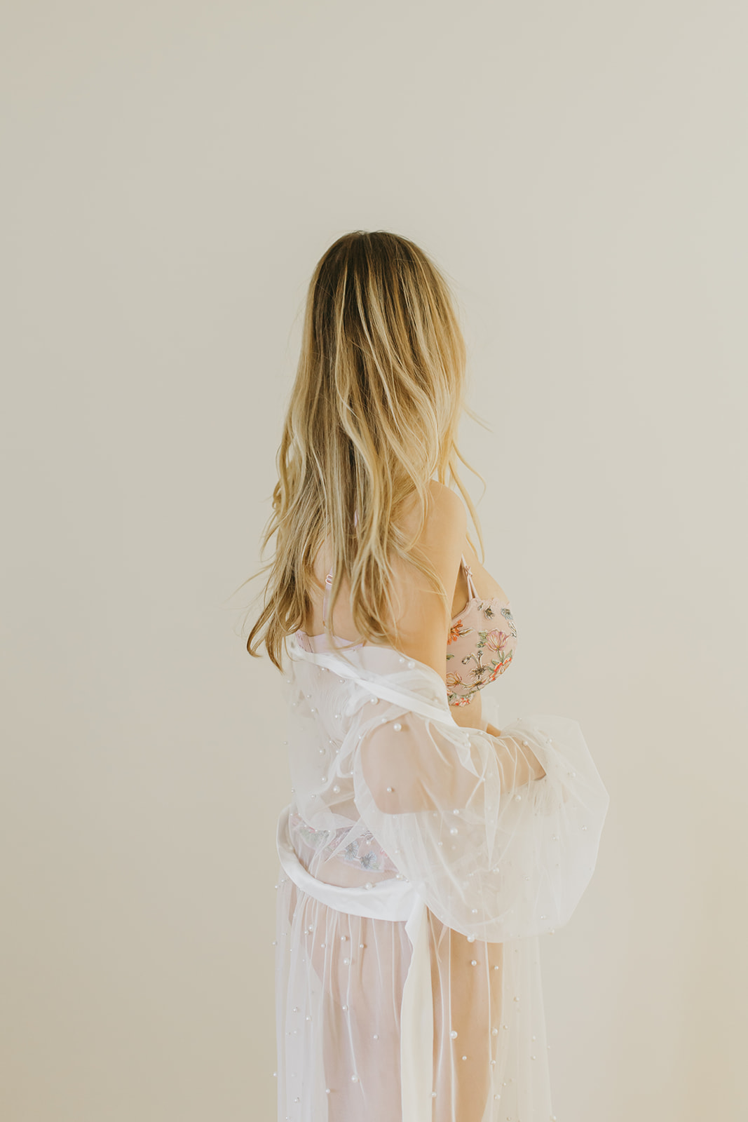 Minneapolis Boudoir Photographer | Be Lovely & Free