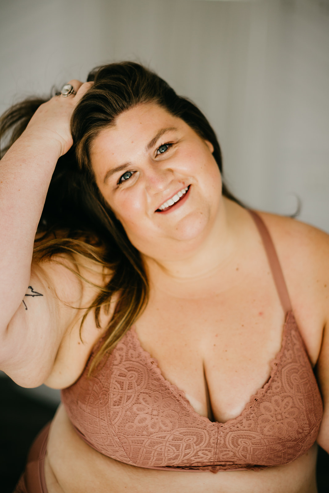 Minneapolis Boudoir Photography - Be Lovely & Free