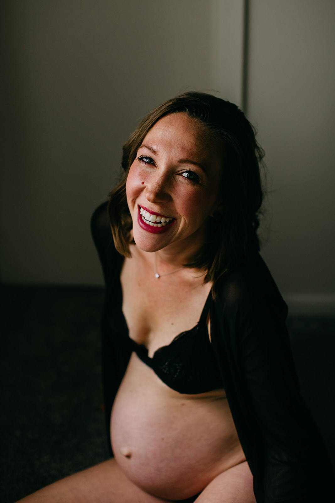 Maternity Boudoir Photography | Be Lovely and Free