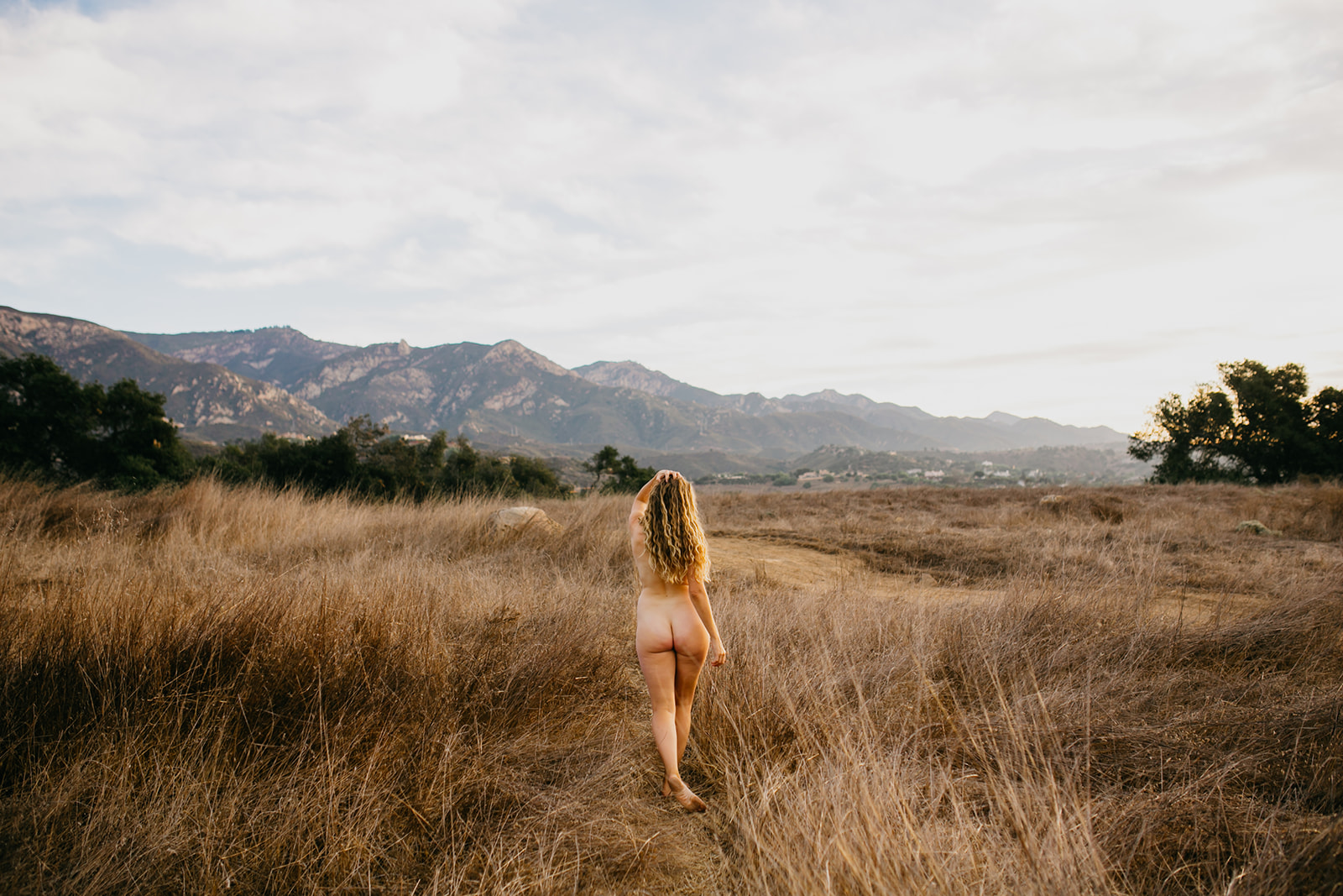 Outdoor Boudoir Photography | Be Lovely & Free