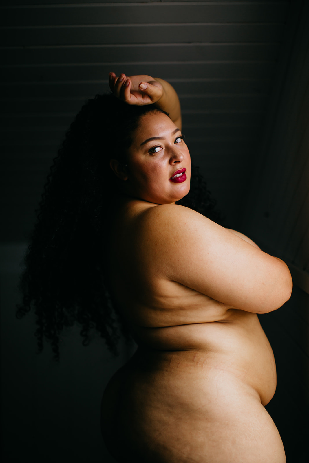 Boudoir Photography in Minneapolis | Be lovely & Free