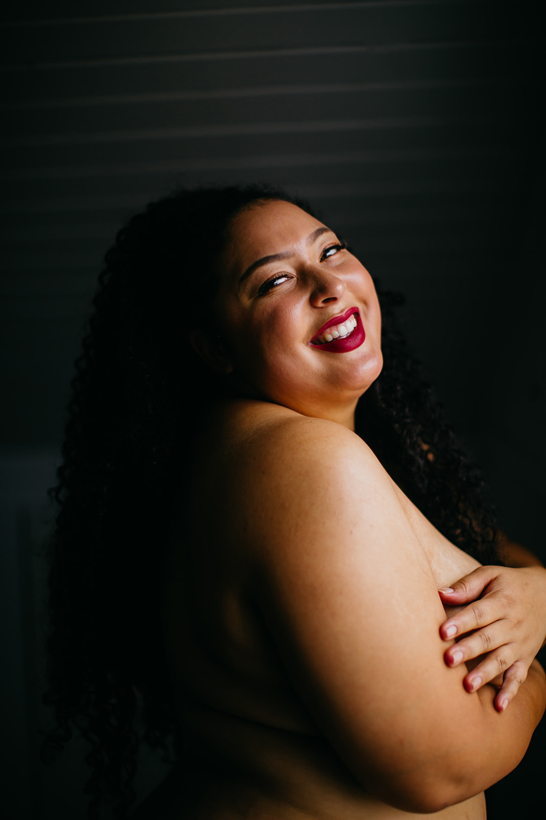 Boudoir Photography in Minneapolis | Be lovely & Free