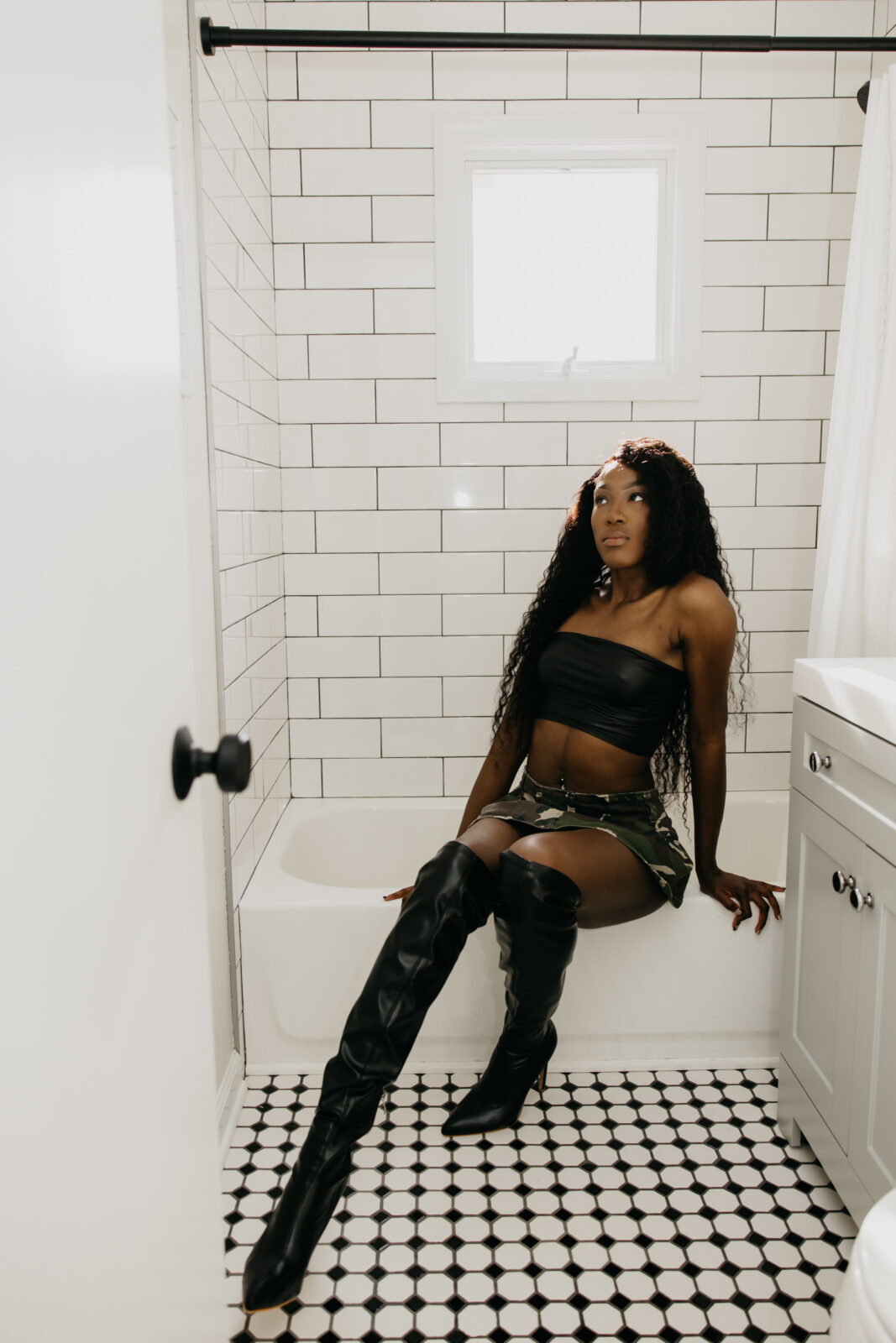 Minneapolis Boudoir Photo | Be Lovely & Free