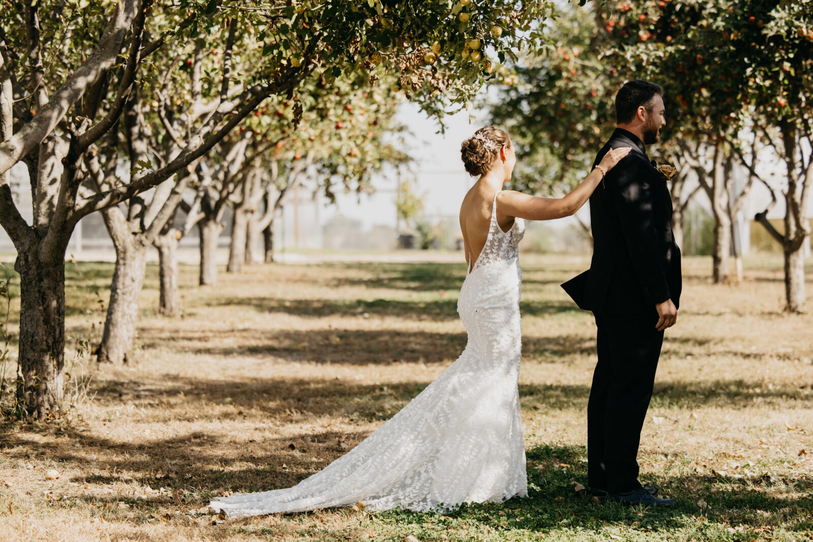 First Look Wedding Photos | Mycah Bain Photography