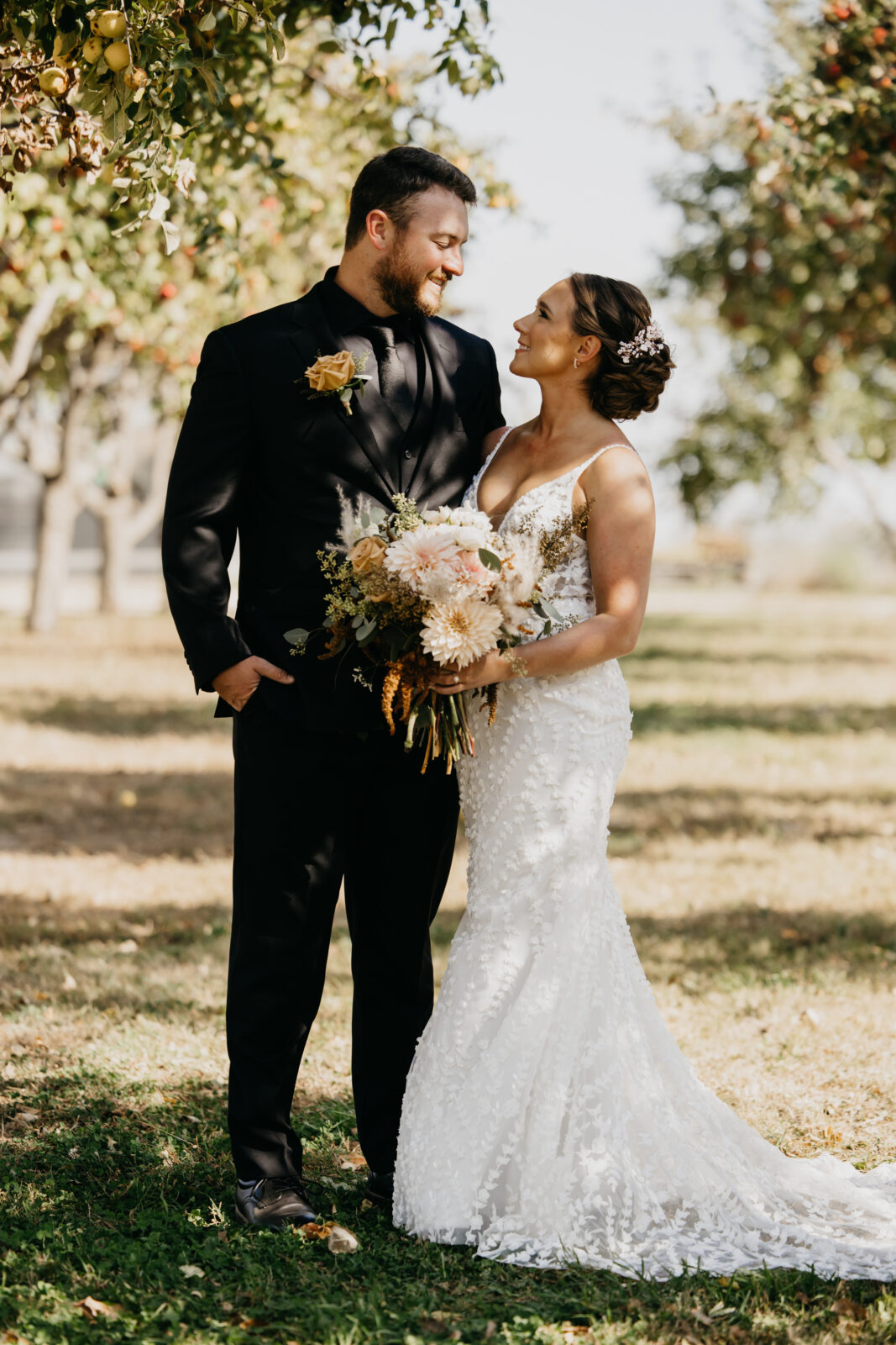 First Look Wedding Photos | Mycah Bain Photography