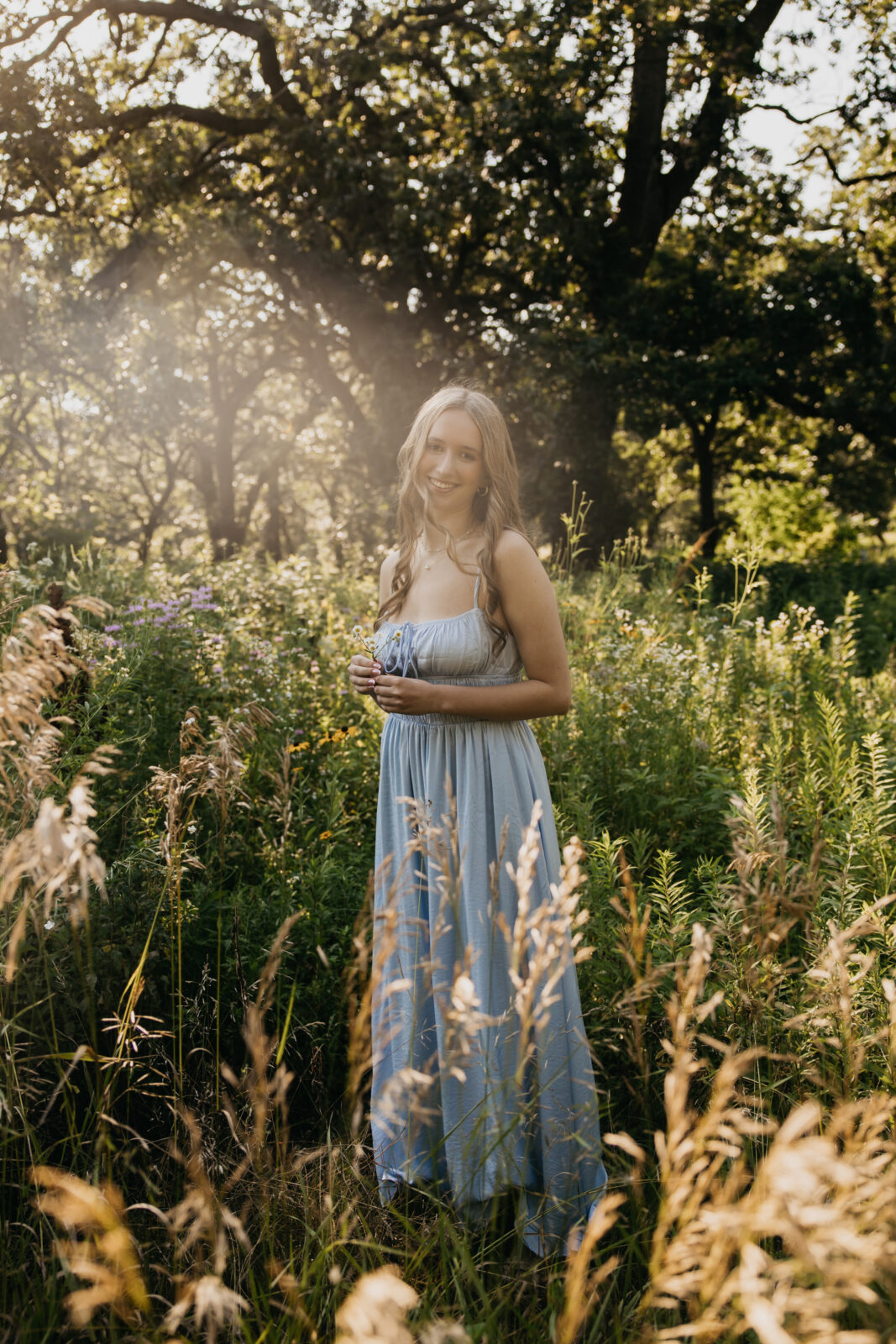 Professional Senior Portrait Session in St. Paul | Mycah Bain Photography
