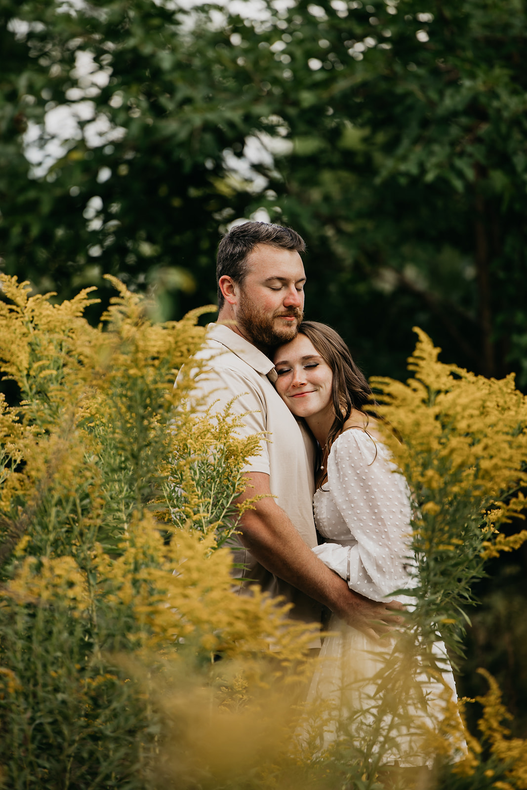 Photography Tips for Shy Couples | Mycah Bain Photography