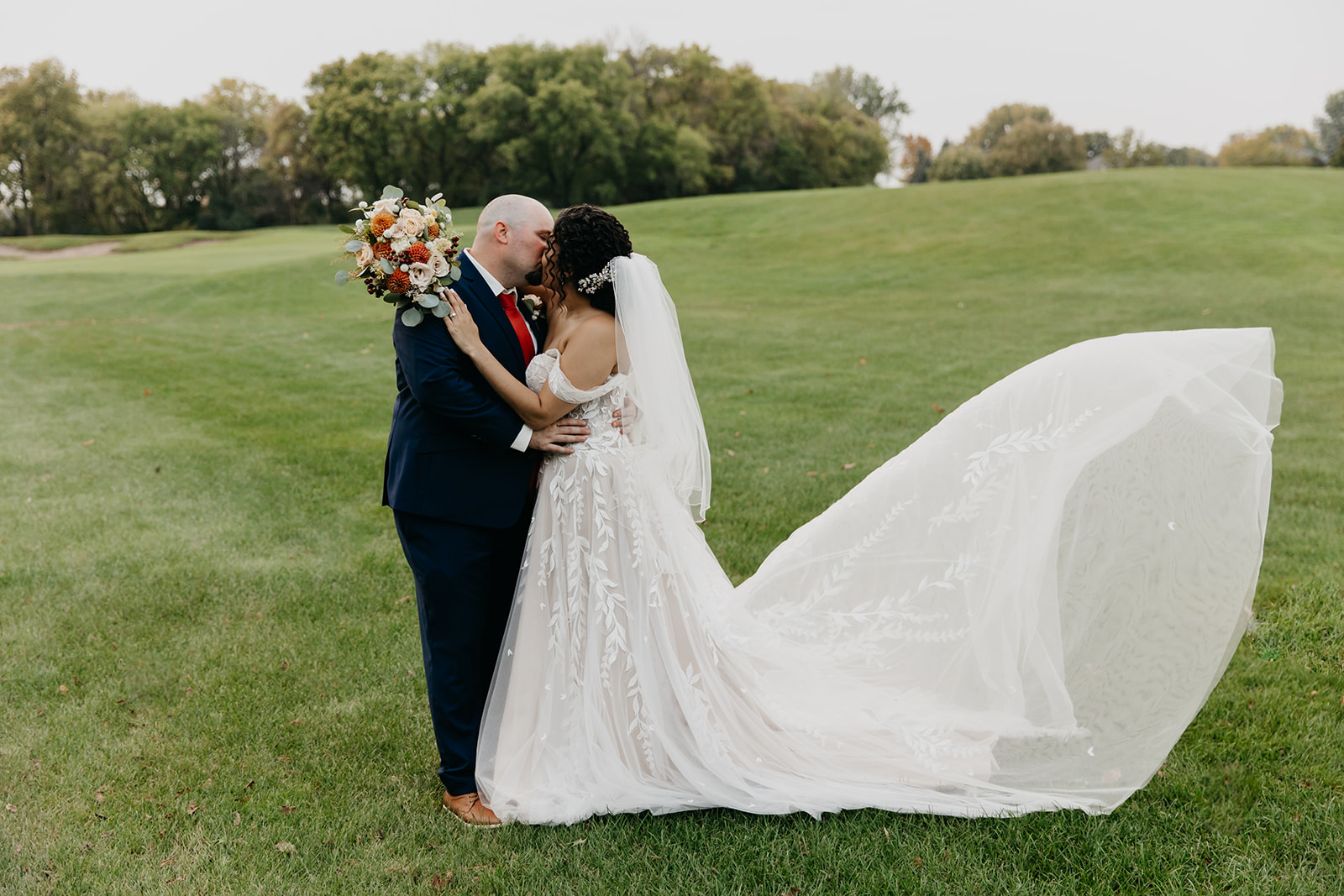 Edinburgh Golf Course | Iconic Minneapolis Wedding Venues | Mycah Bain Photography