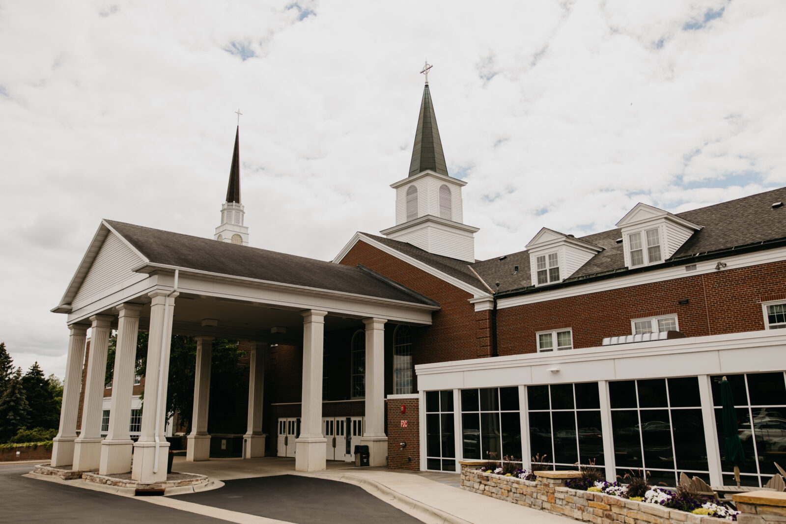 Christ Presbyterian Church | Iconic Minneapolis Wedding Venues | Mycah Bain Photography