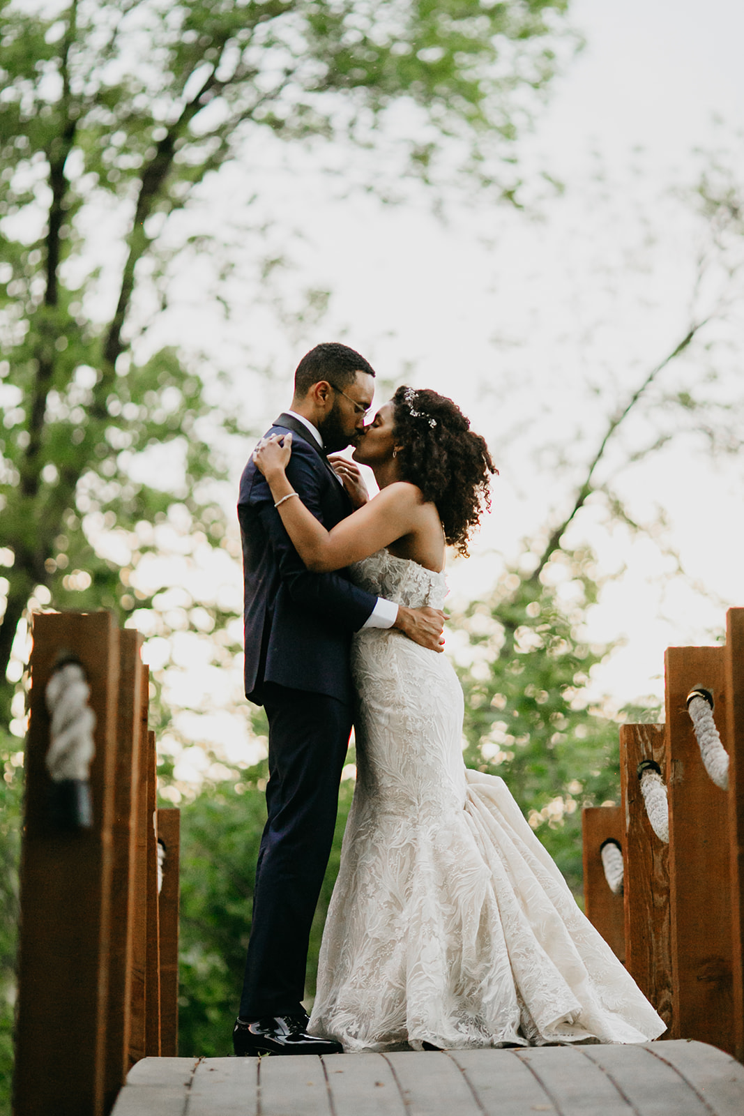 Leopold’s Mississippi Gardens | Iconic Minneapolis Wedding Venues | Mycah Bain Photography