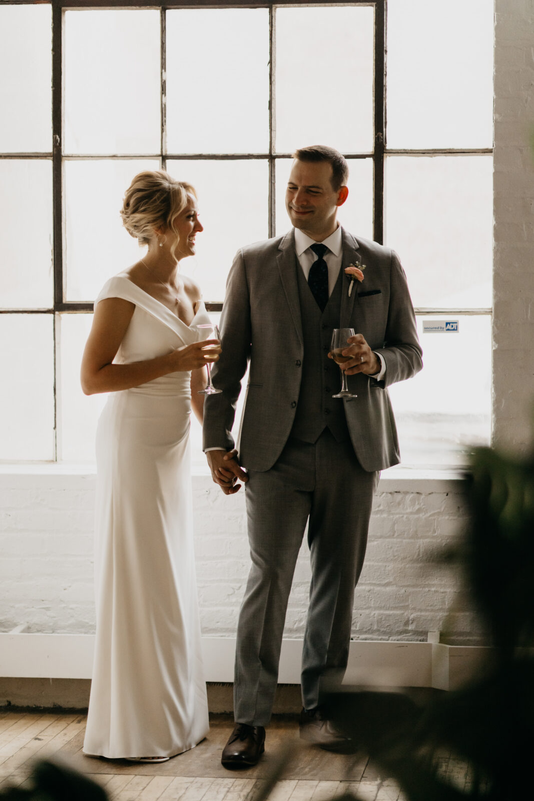 The Nue Nue Minneapolis | Iconic Minneapolis Wedding Venues | Mycah Bain Photography