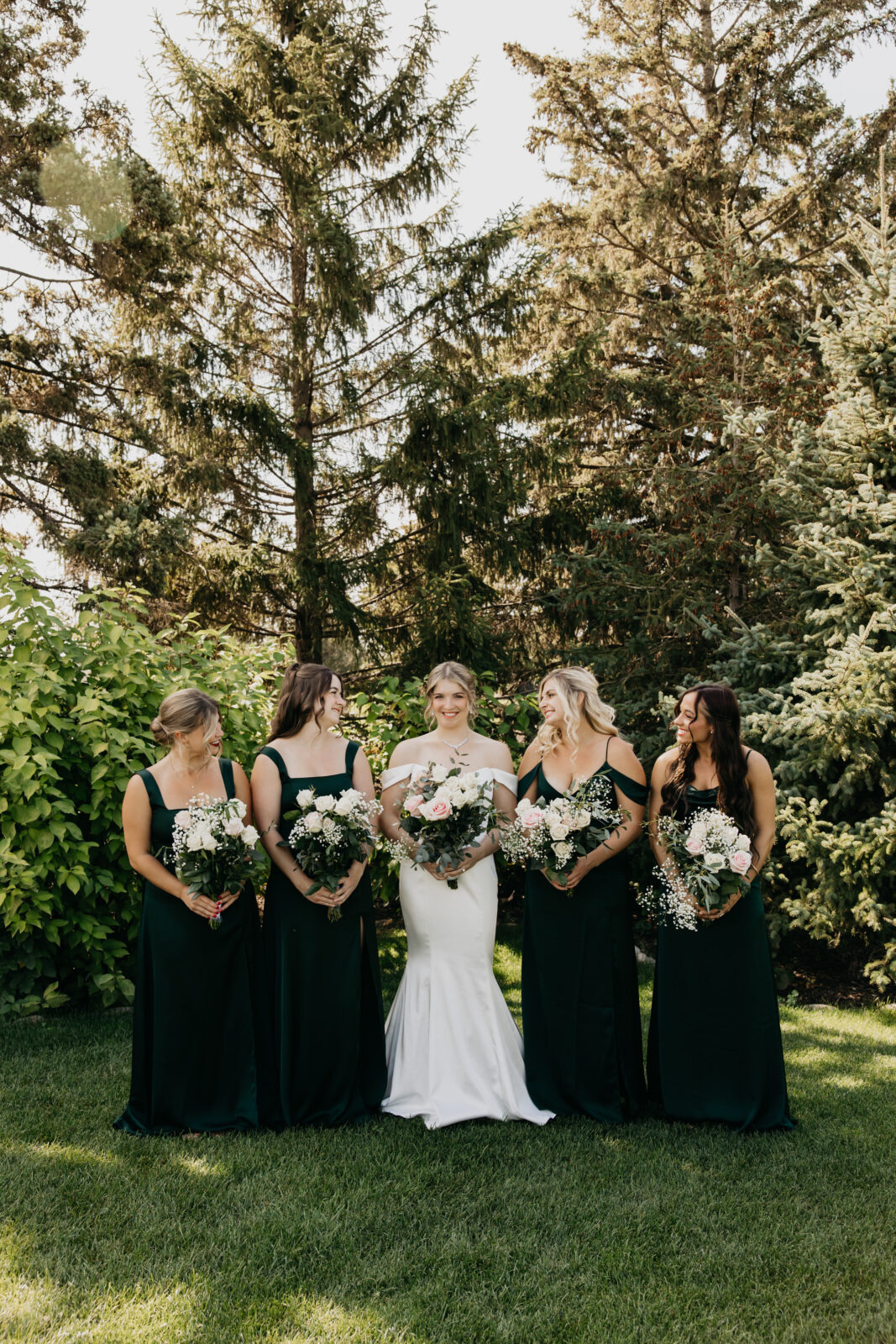 wedding party photos | Mycah Bain Photography