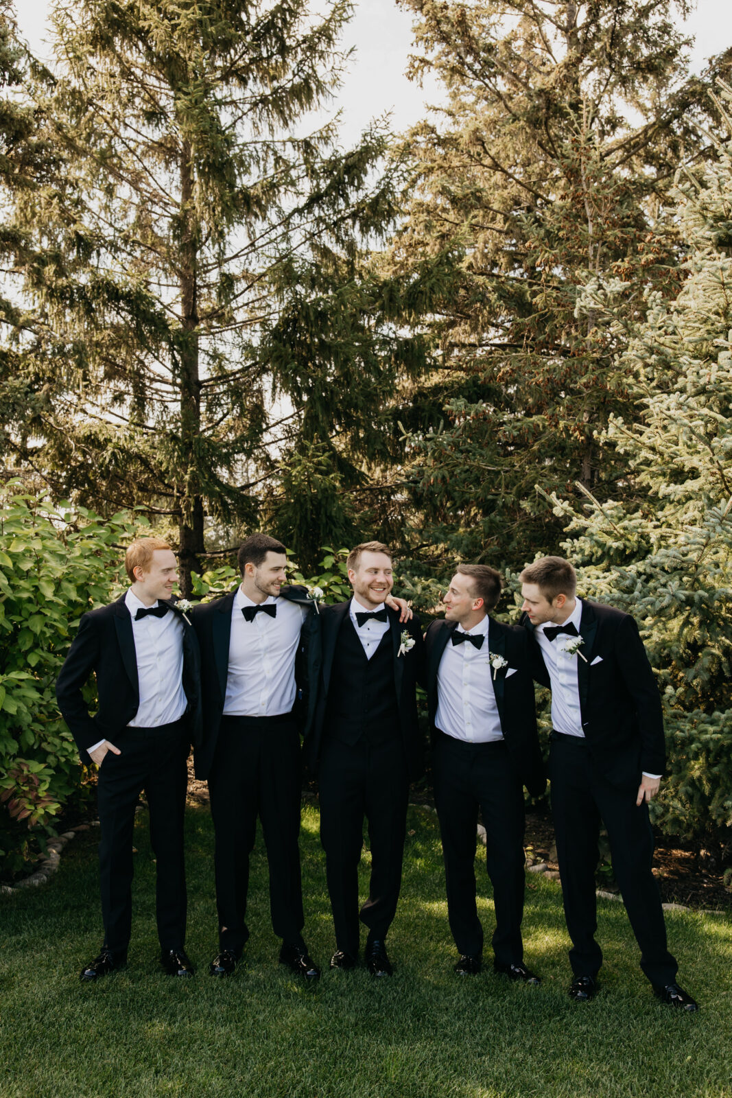 wedding party photos | Mycah Bain Photography