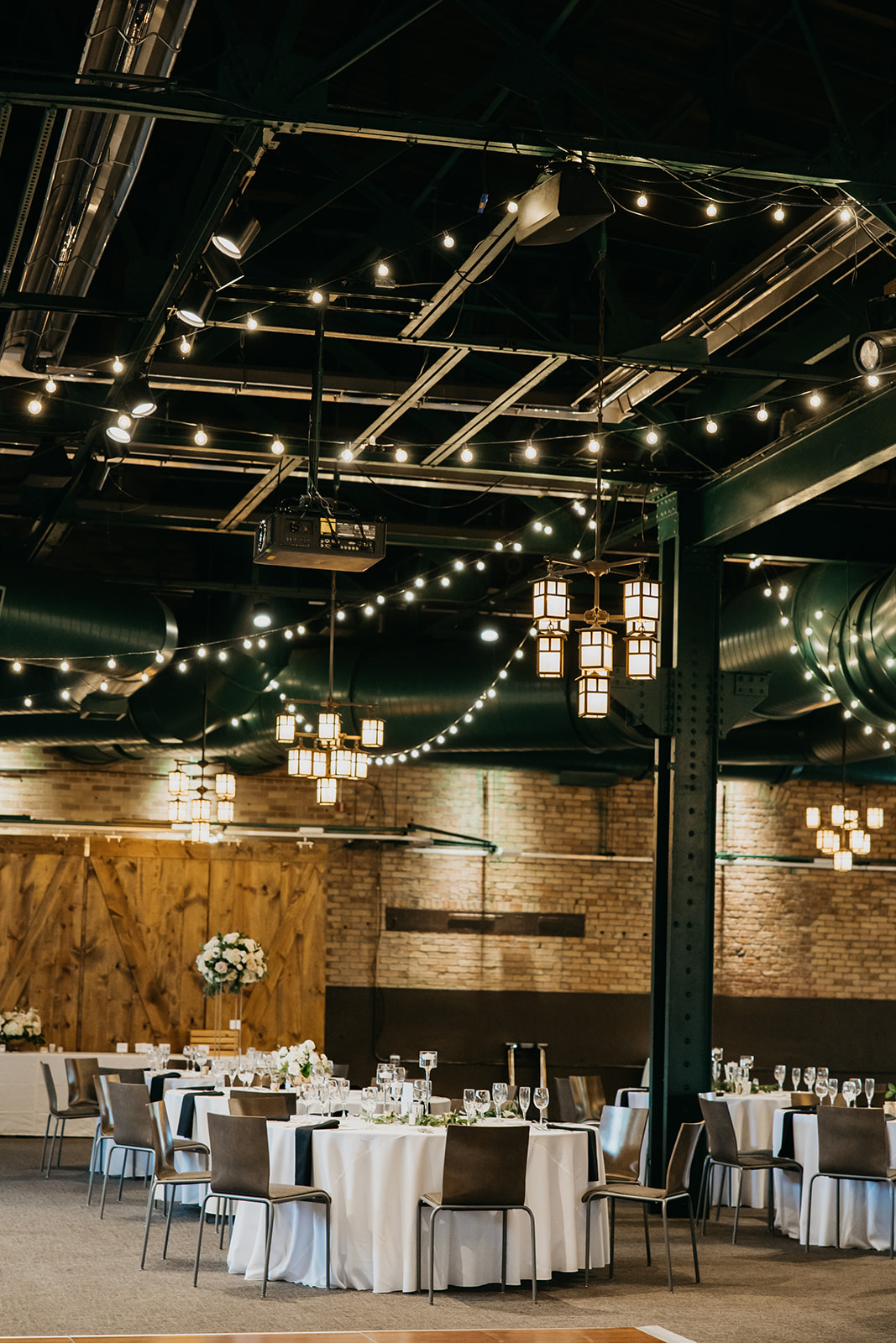 Nicollet Island Pavilion | Iconic Minneapolis Wedding Venues | Mycah Bain Photography