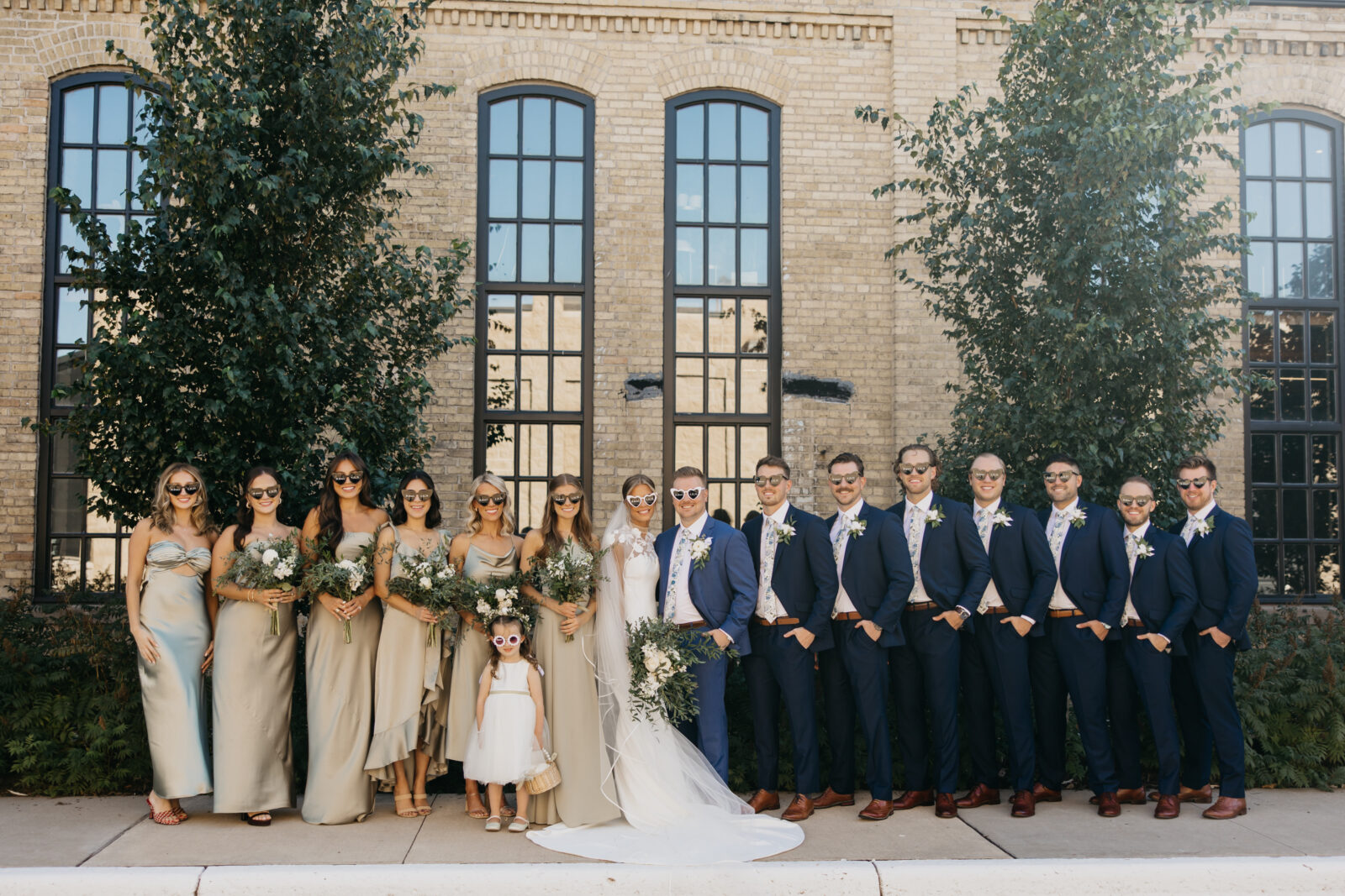wedding party photos | Mycah Bain Photography