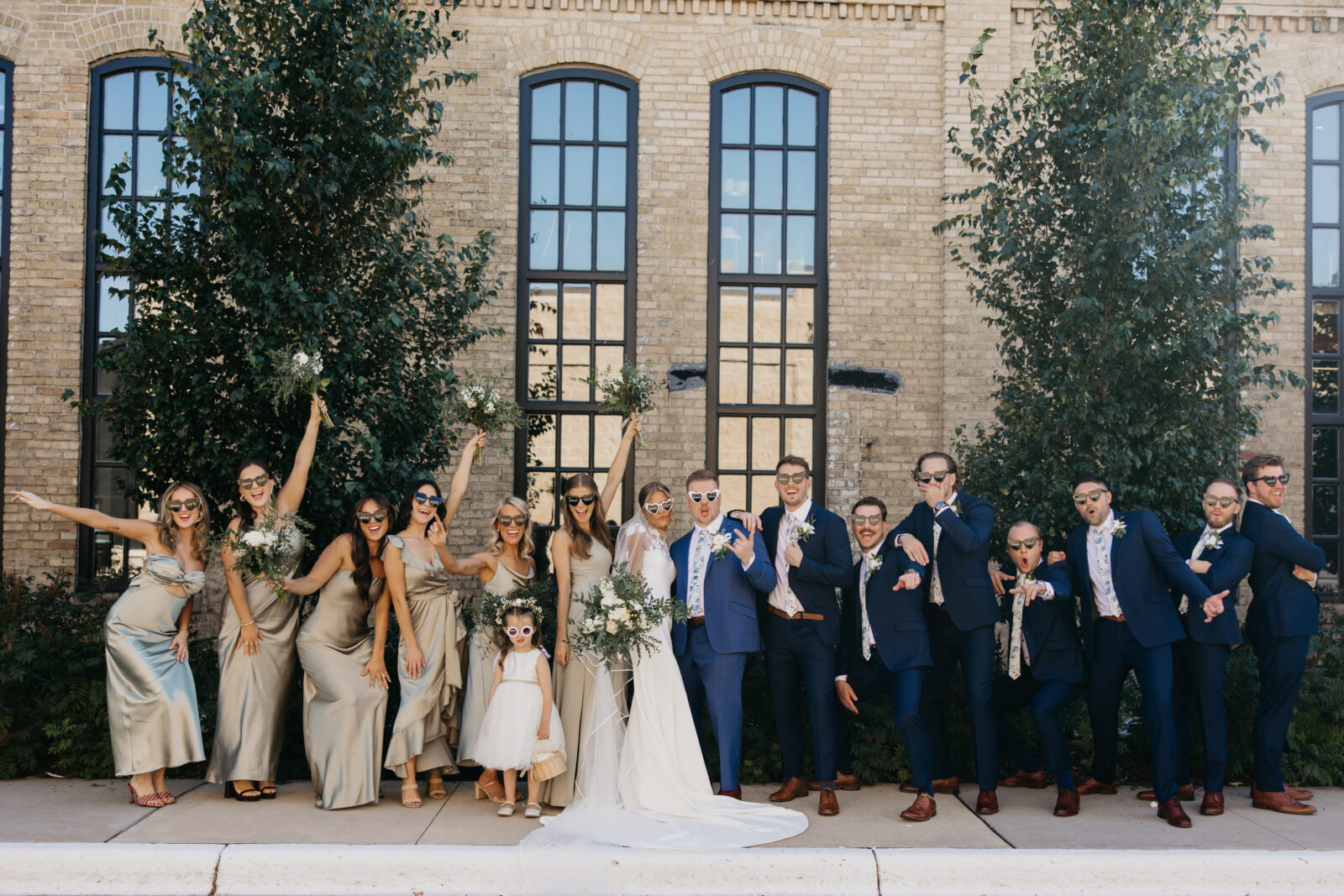 wedding party photos | Mycah Bain Photography